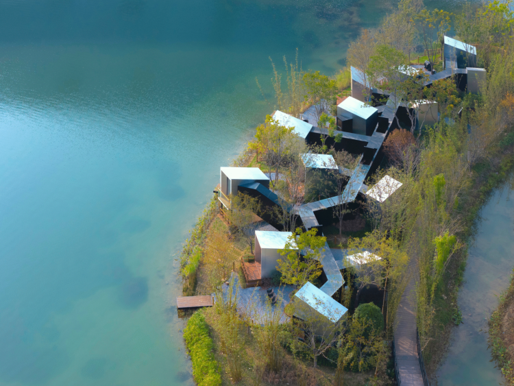 Wiki World Island Cabins with Families